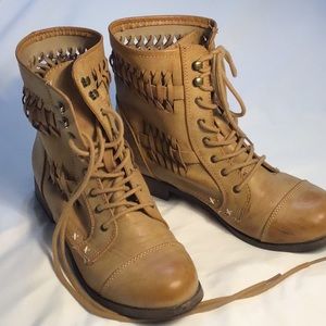 Boots.  Rampage brand.  Size 8.5.